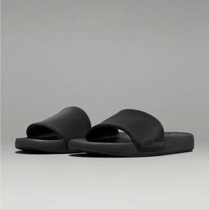 Lululemon Restfeel Women’s Slide - Size 8 - Like New